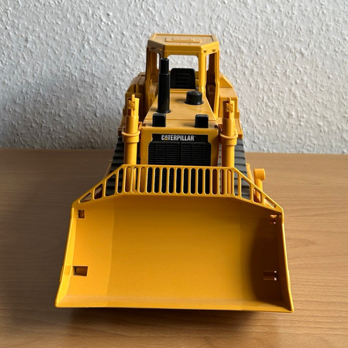Caterpillar bulldozer - caterpillar,