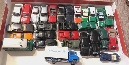 Fahrzeug set mit 28 - ,