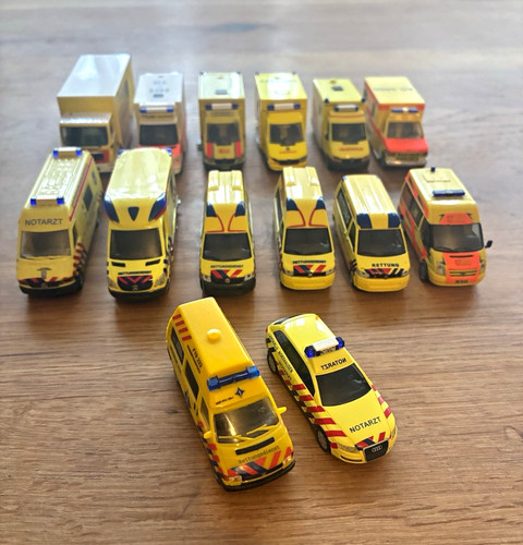 Mercedes benz audi - mercedes-benz,